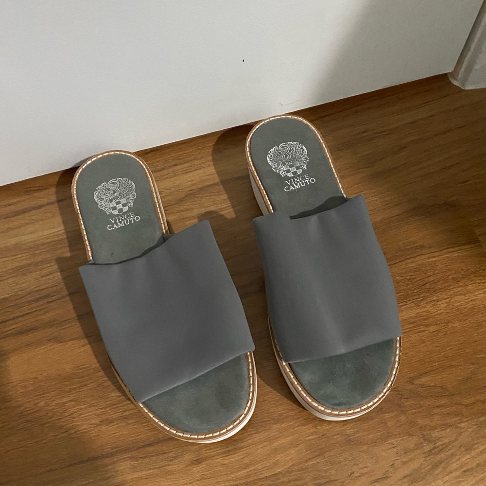 Vince Camuto gray suede platform slides